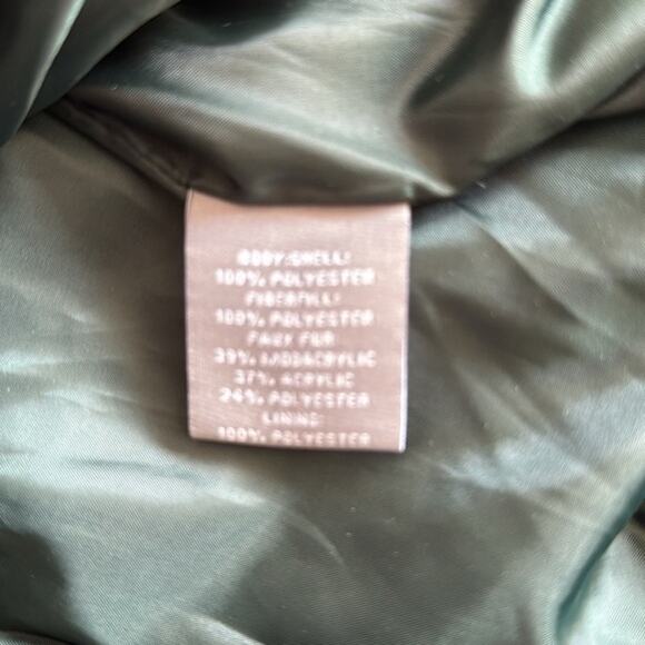 Bagatelle Women's Sleeveless Green Puffer Vest Zip Front Faux Fur Hood sz Small - Picture 4 of 6